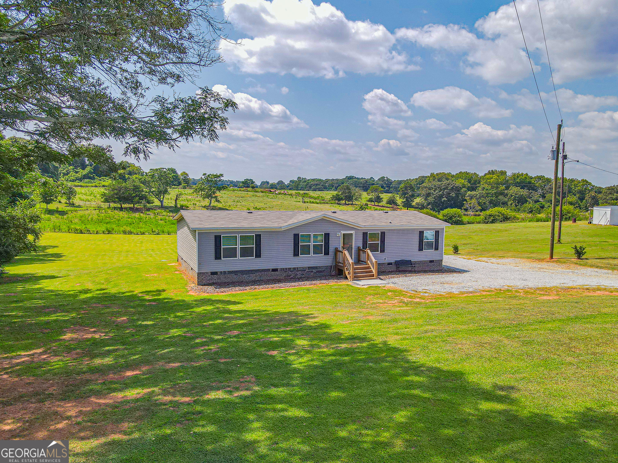 Photo 24 of 27 of 669 Pleasant Hill CIR mobile home