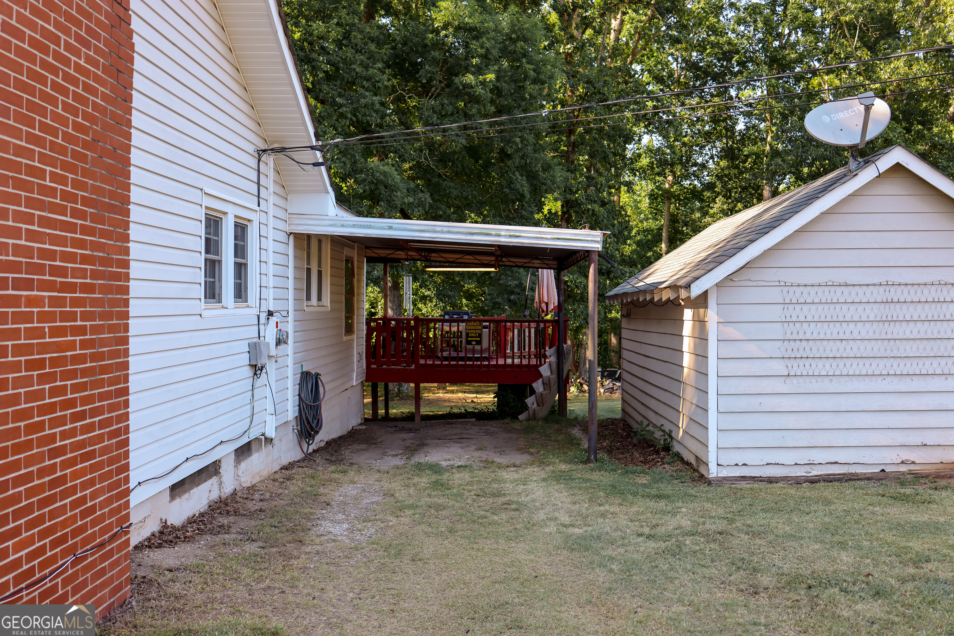 Photo 8 of 30 of 123 W Ola RD house