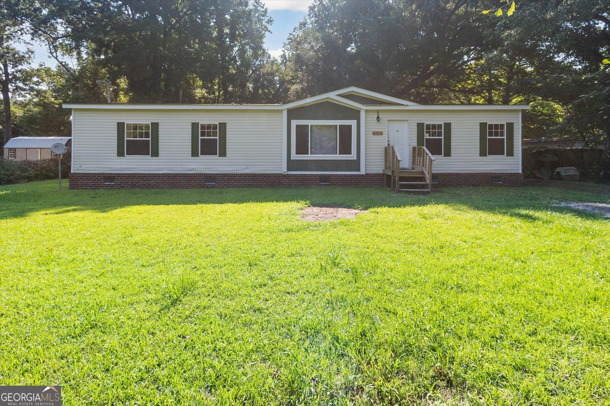 Photo 2 of 33 of 141 First ST mobile home