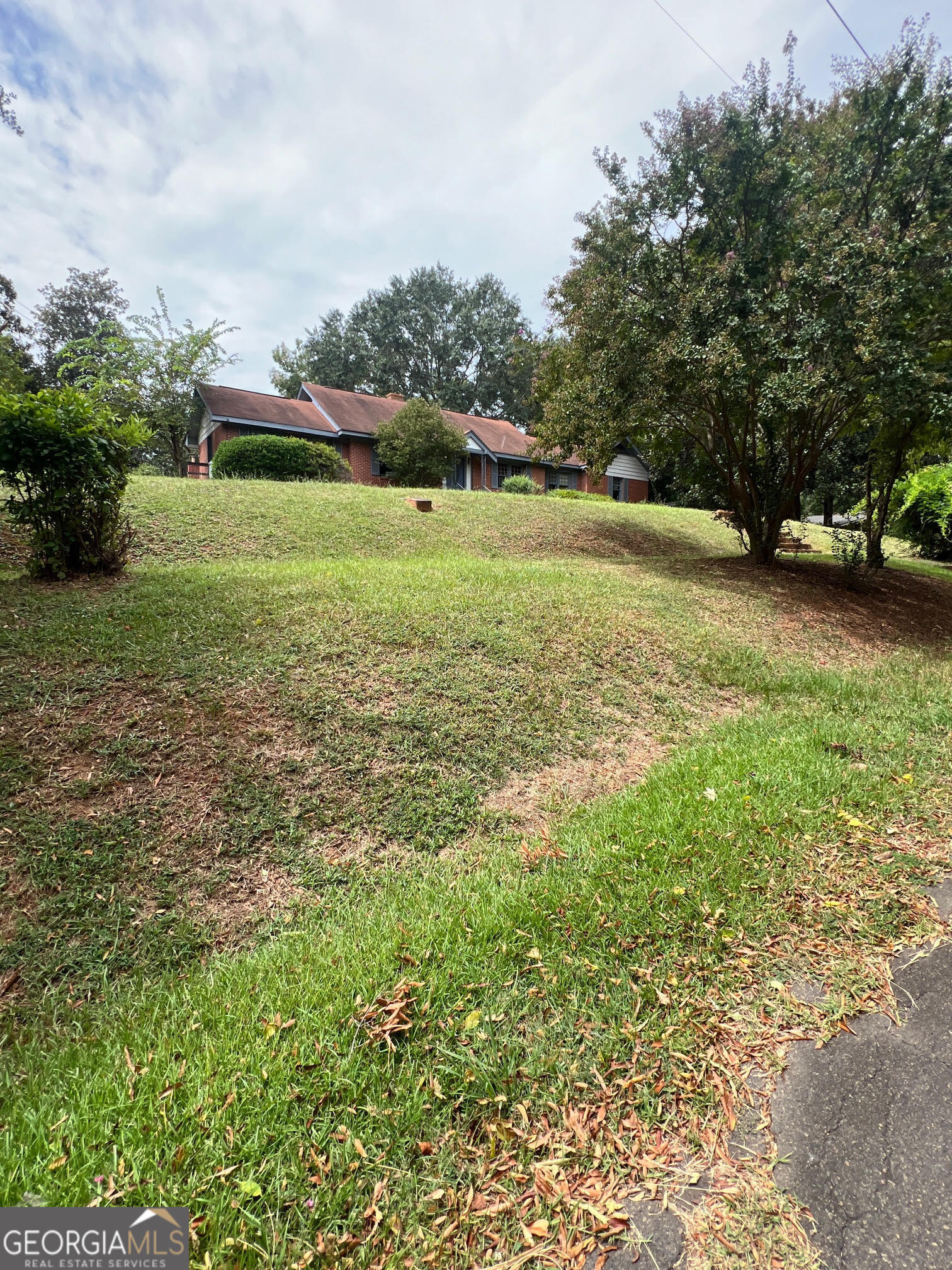 Photo 4 of 45 of 500 N Tattnall ST house