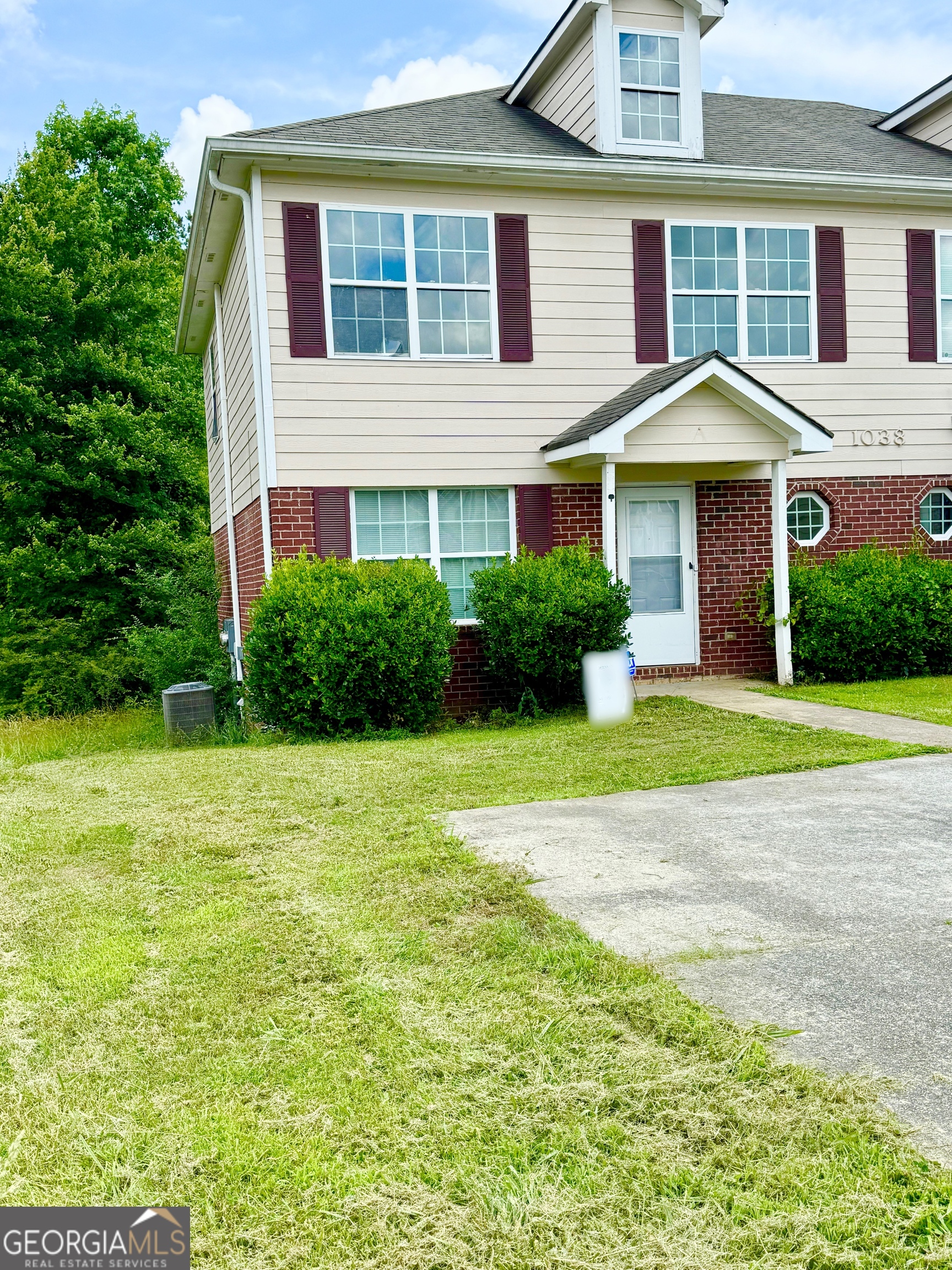 Photo 2 of 22 of 1038 Wheel House Ln LN #A townhome