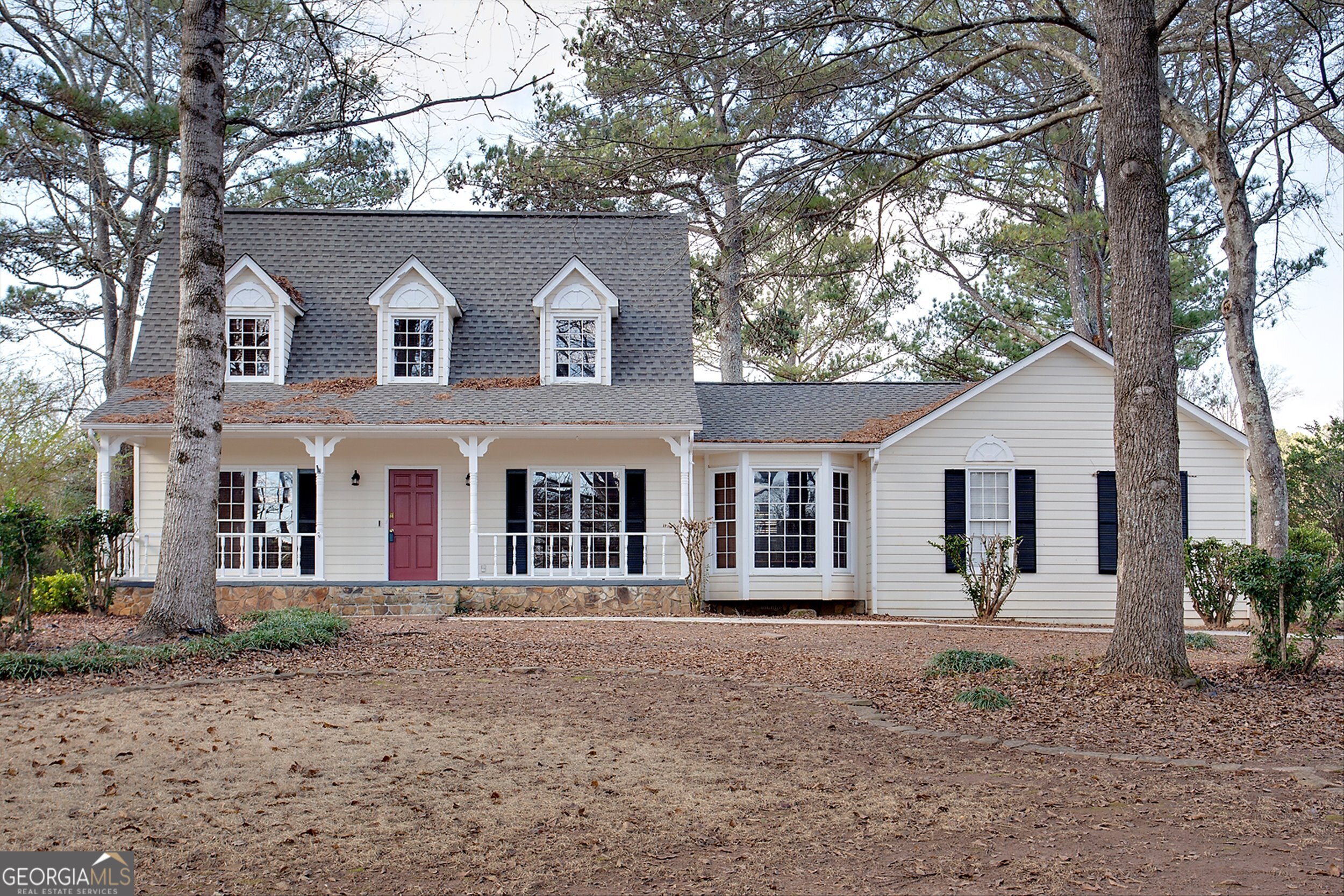 Photo 3 of 30 of 506 Sullivan RD house