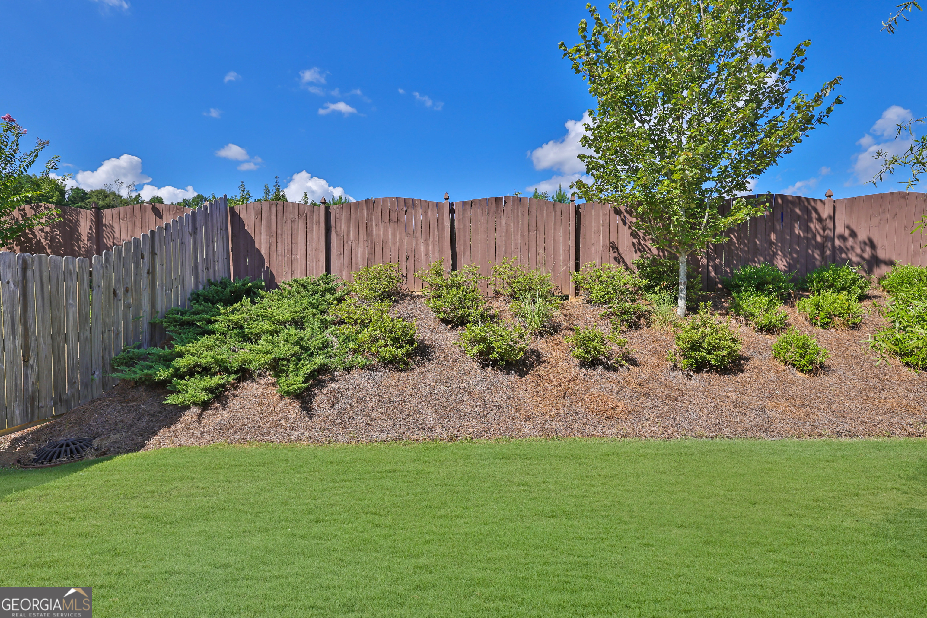 Photo 23 of 28 of 5260 Barberry AVE townhome