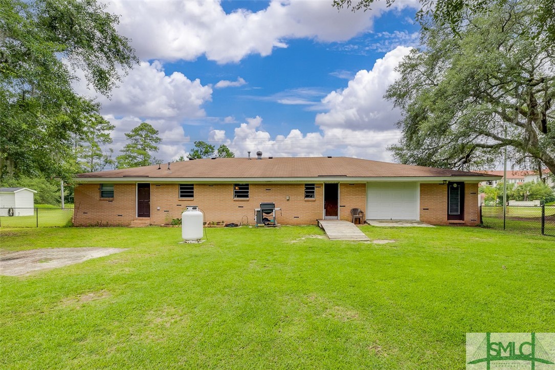 Photo 13 of 42 of 1325 Pine Barren Road house