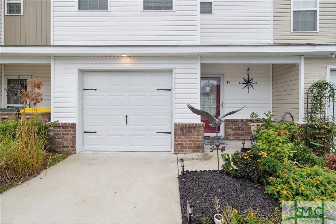 Photo 1 of 39 of 47 Mossy Oak Cove townhome