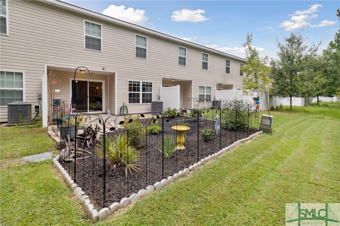 Photo 33 of 39 of 47 Mossy Oak Cove townhome