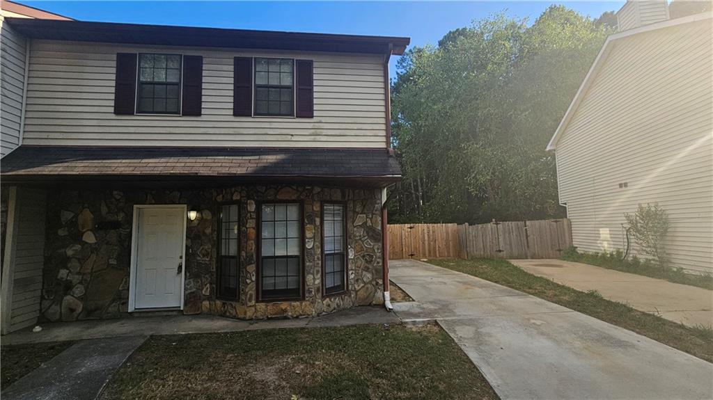 Photo 1 of 15 of 3512 Ten Oaks Court townhome