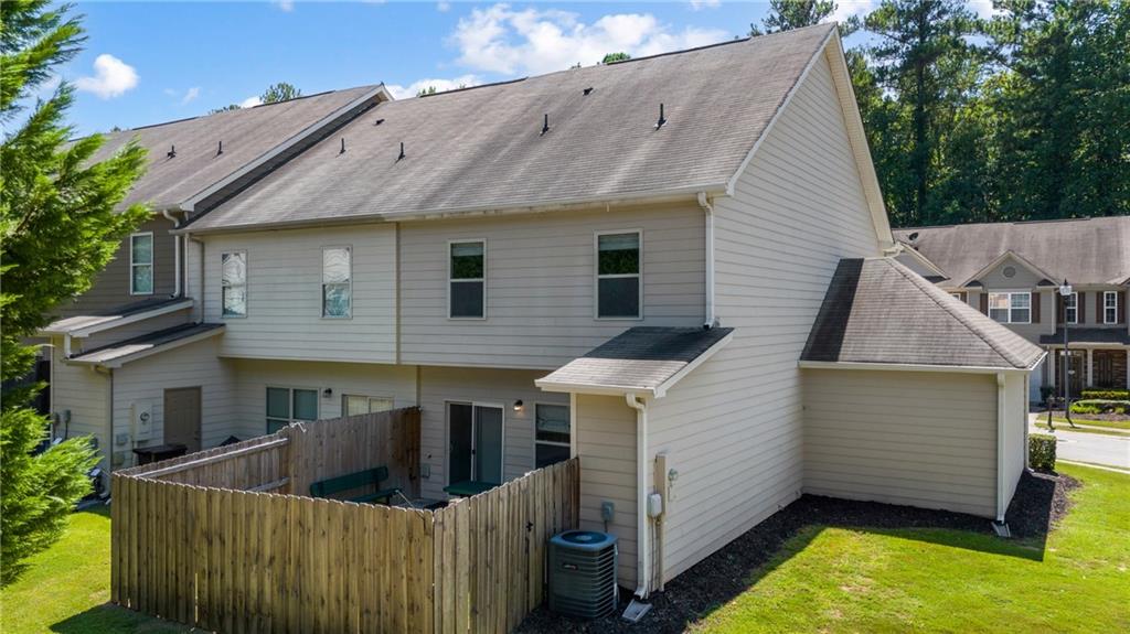 Photo 33 of 55 of 3398 Thornbridge Drive townhome