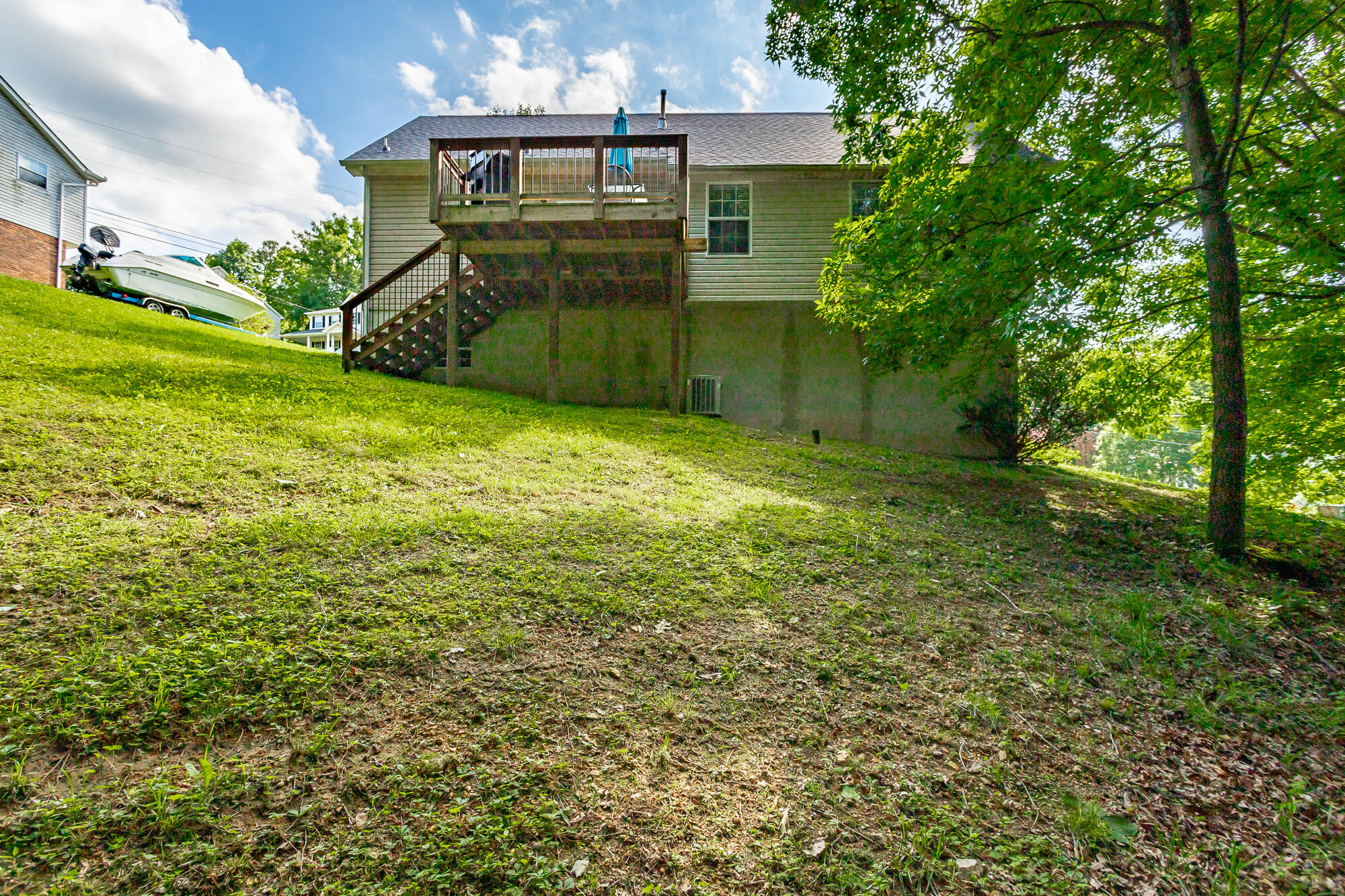 Photo 49 of 67 of 579 Middle View Dr house