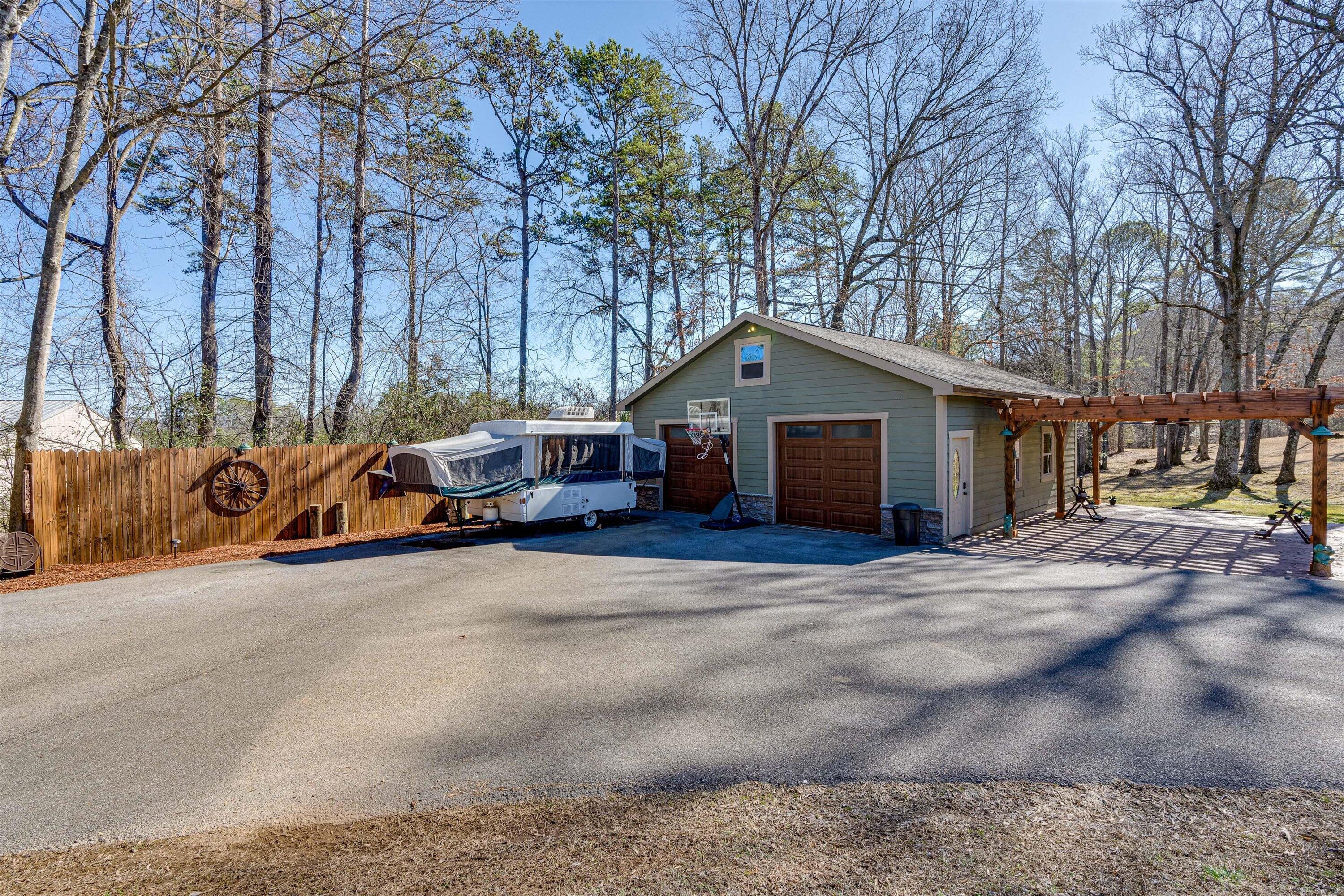 Photo 45 of 83 of 109 Daffron Rd house