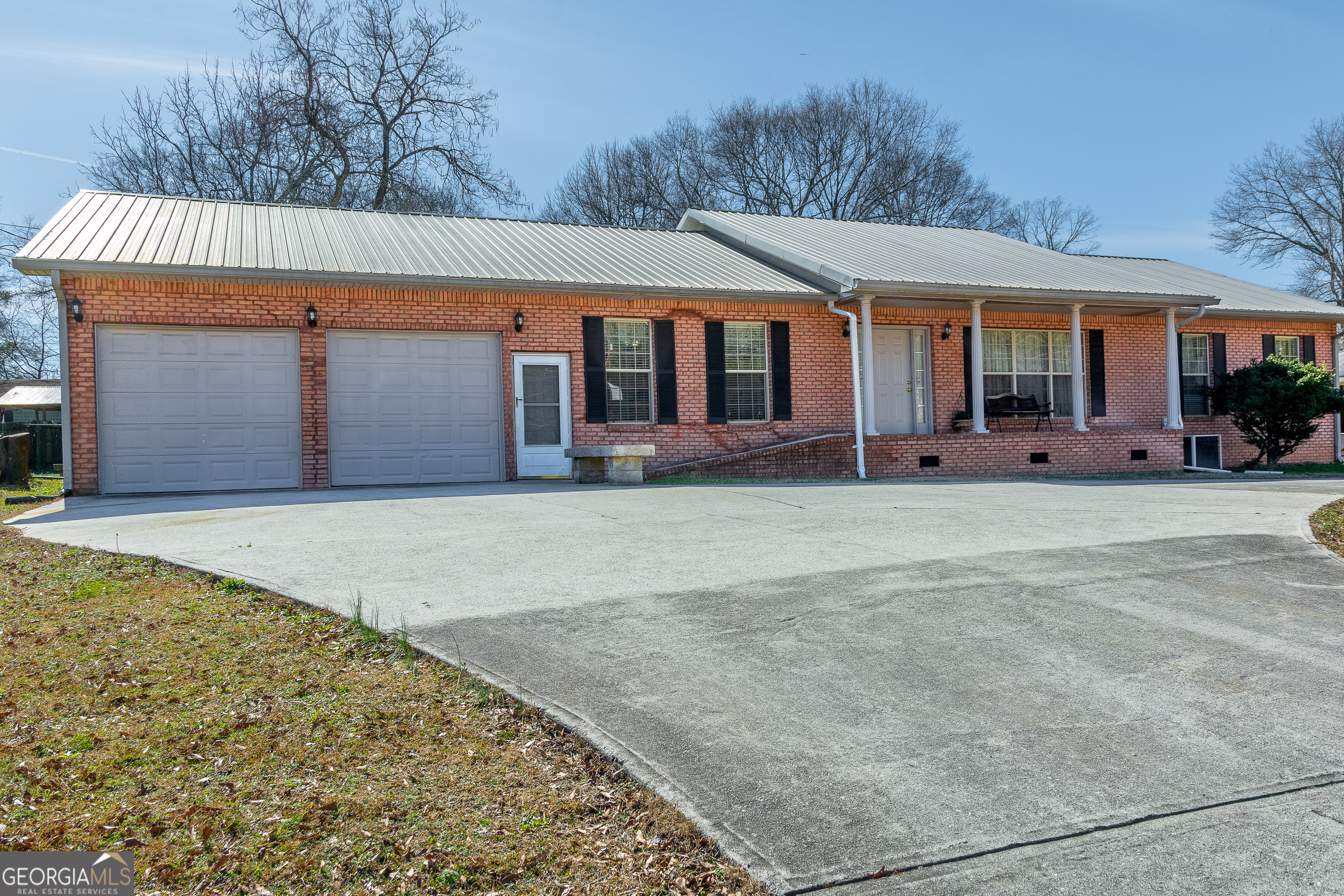 Photo 2 of 17 of 846 Poplar Springs RD house