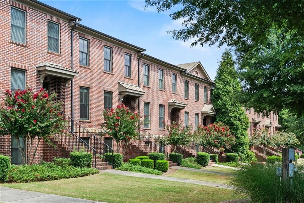 Photo 2 of 33 of 3014 Heatherton Park Way townhome