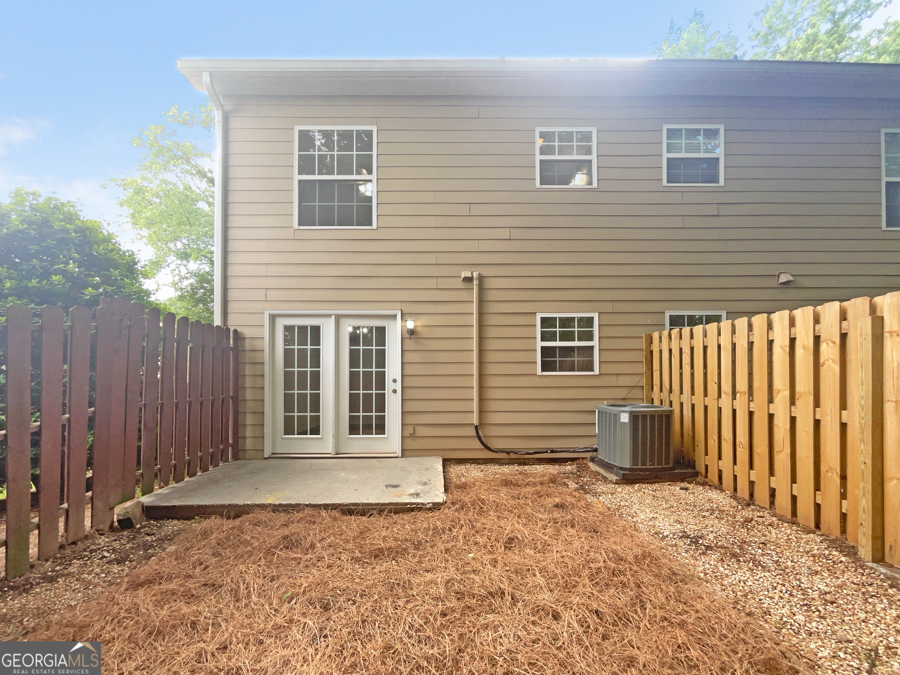 Photo 6 of 21 of 806 Brighton PT townhome