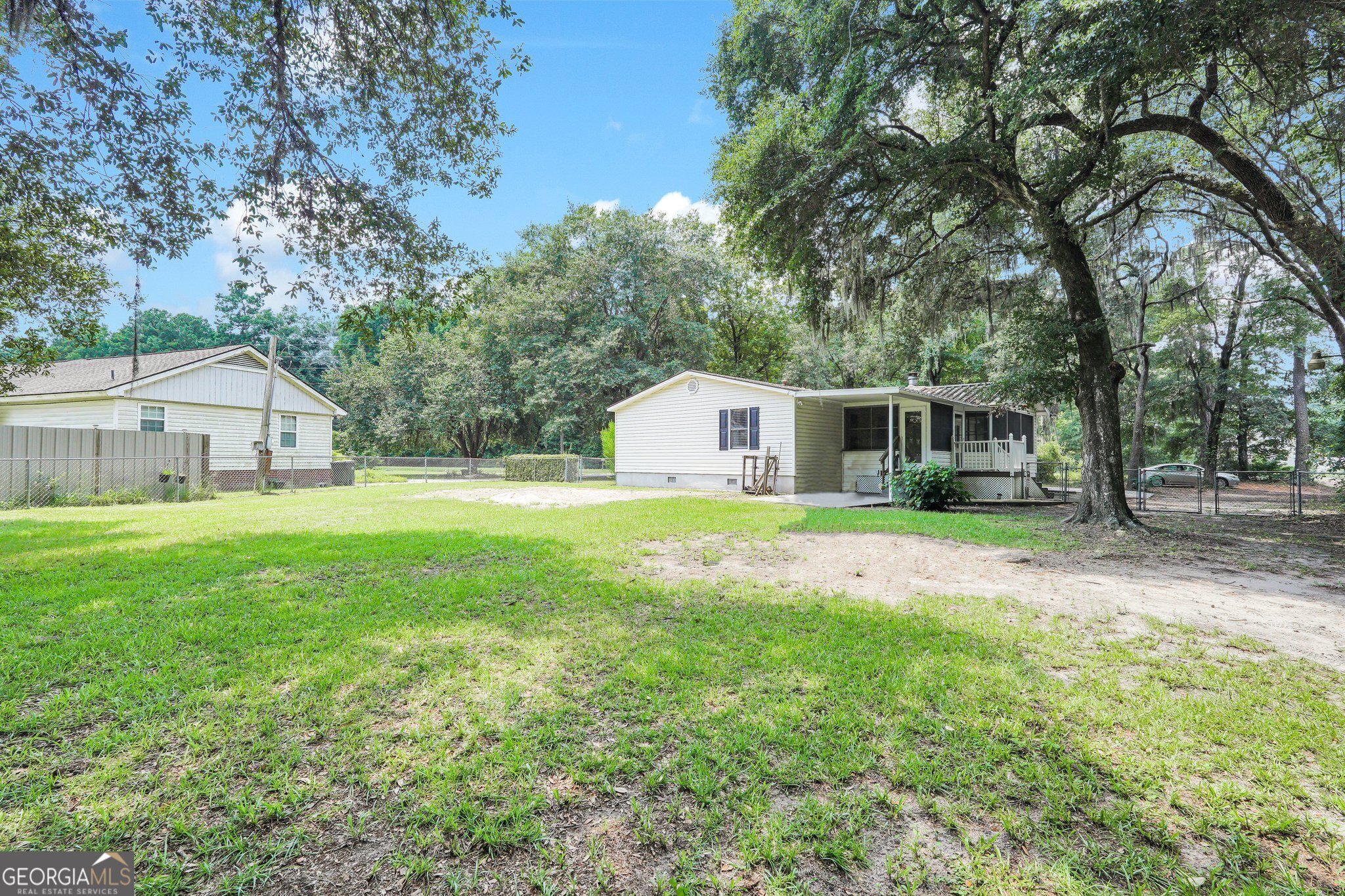 Photo 41 of 43 of 1052 Fort Argyle RD mobile home