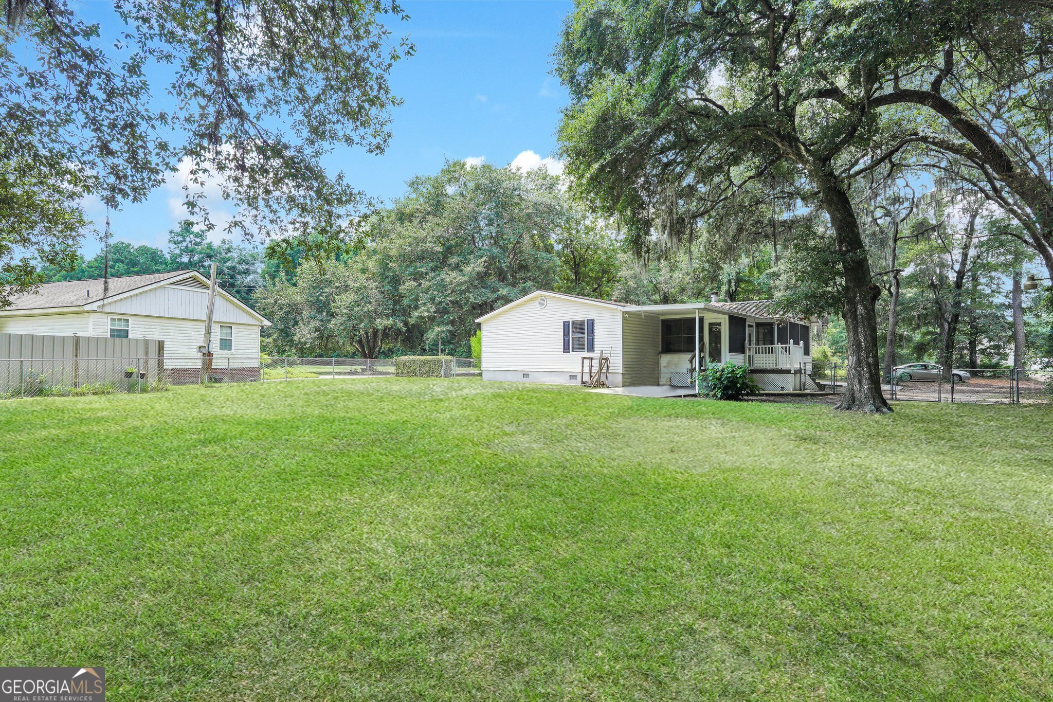 Photo 43 of 43 of 1052 Fort Argyle RD mobile home