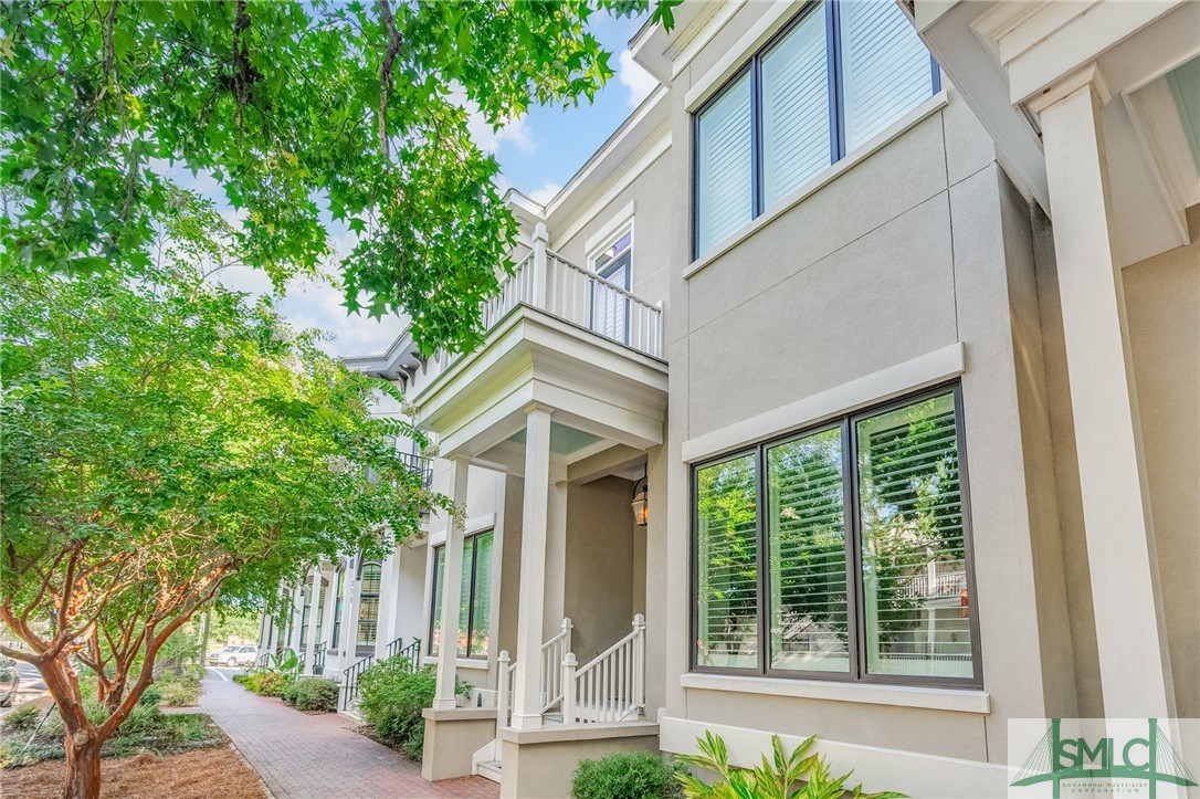 Photo 1 of 28 of 314 W Gwinnett Street townhome