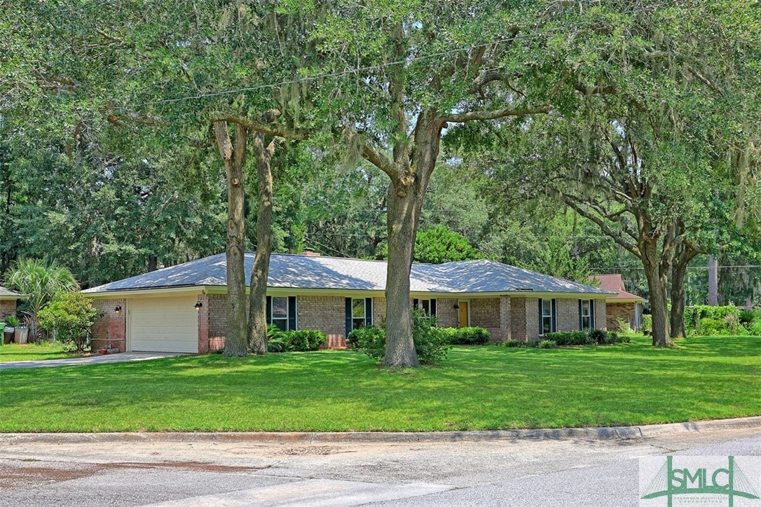 Photo 2 of 42 of 904 Boxwood Drive house