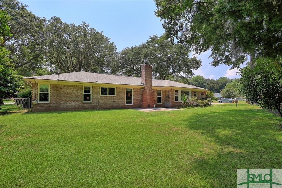 Photo 32 of 42 of 904 Boxwood Drive house