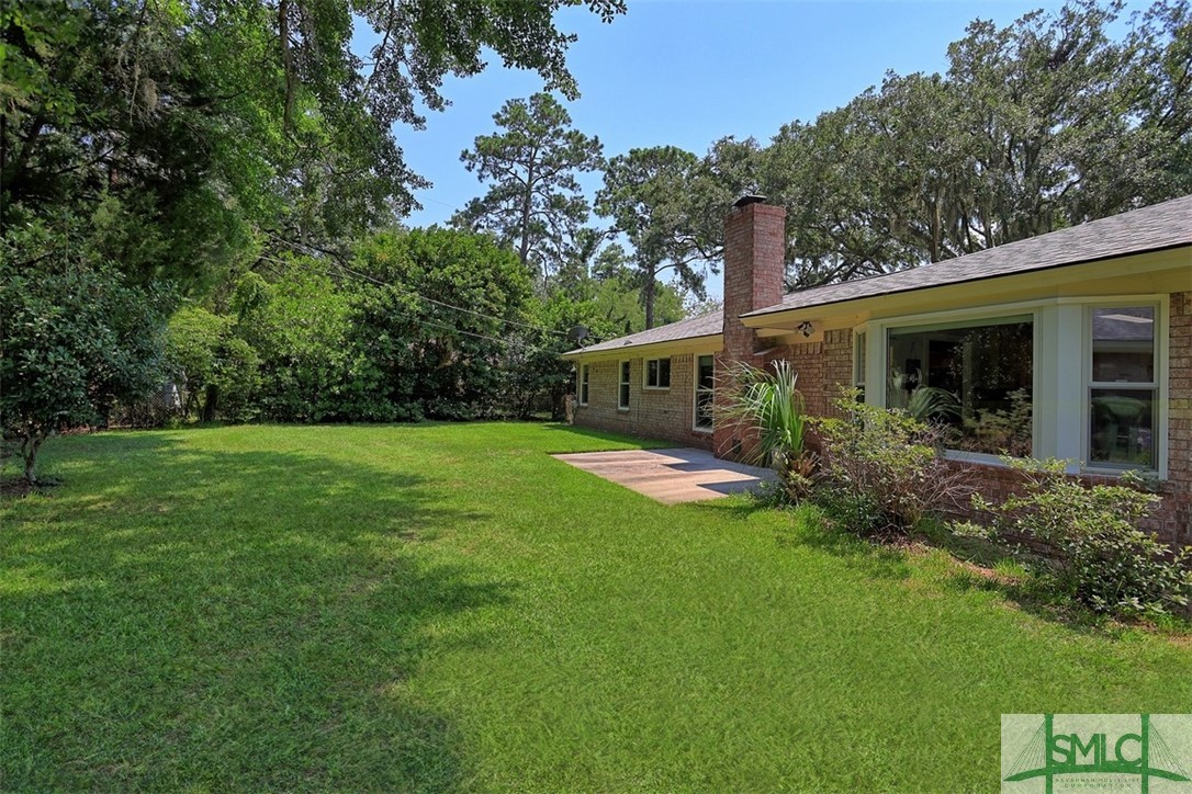 Photo 33 of 42 of 904 Boxwood Drive house