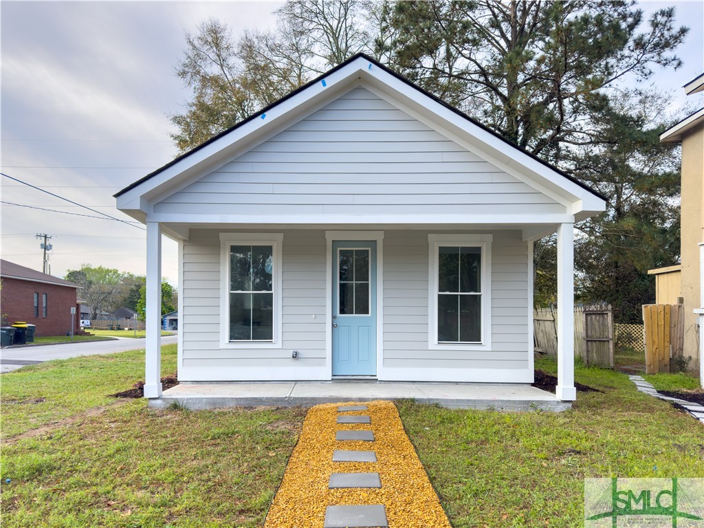 Photo 1 of 20 of 701 South Street house