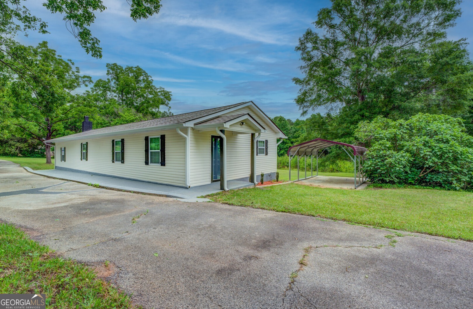 Photo 1 of 43 of 1198 E Atlanta RD house