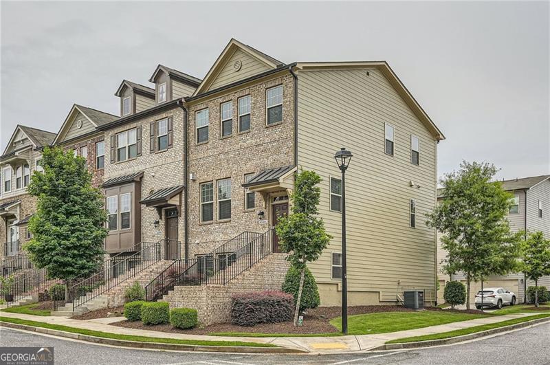 Photo 2 of 27 of 4508 DUNBLANE townhome