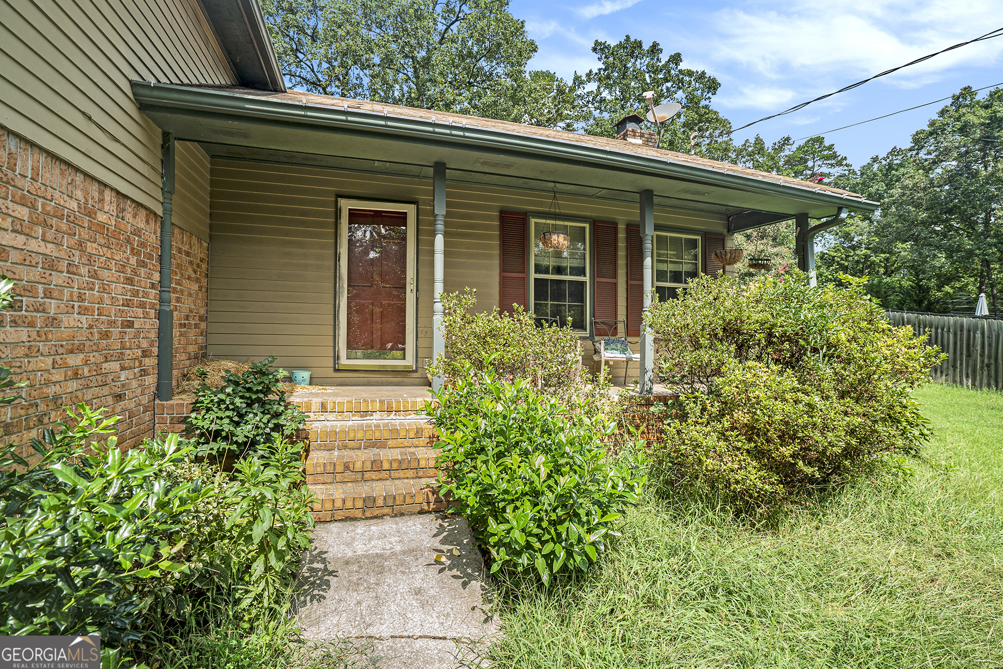 Photo 5 of 9 of 54 Stonewood Forest RD house