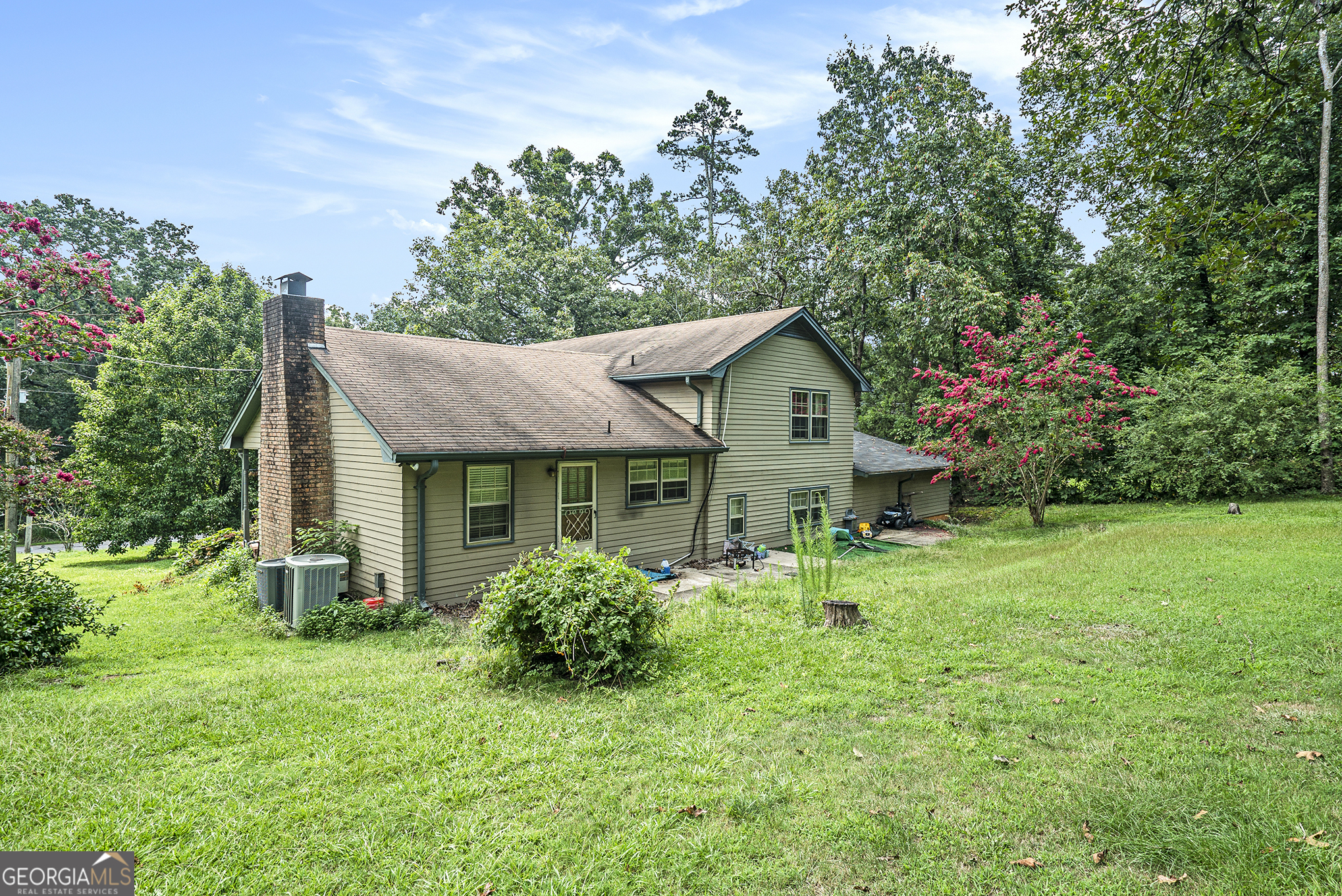 Photo 7 of 9 of 54 Stonewood Forest RD house