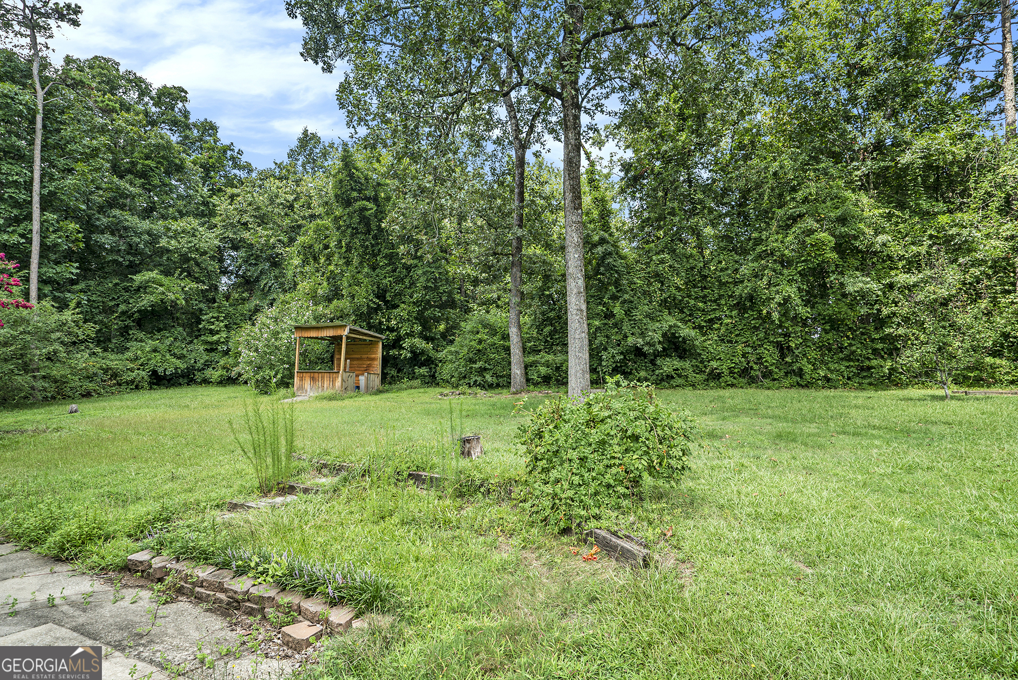 Photo 8 of 9 of 54 Stonewood Forest RD house