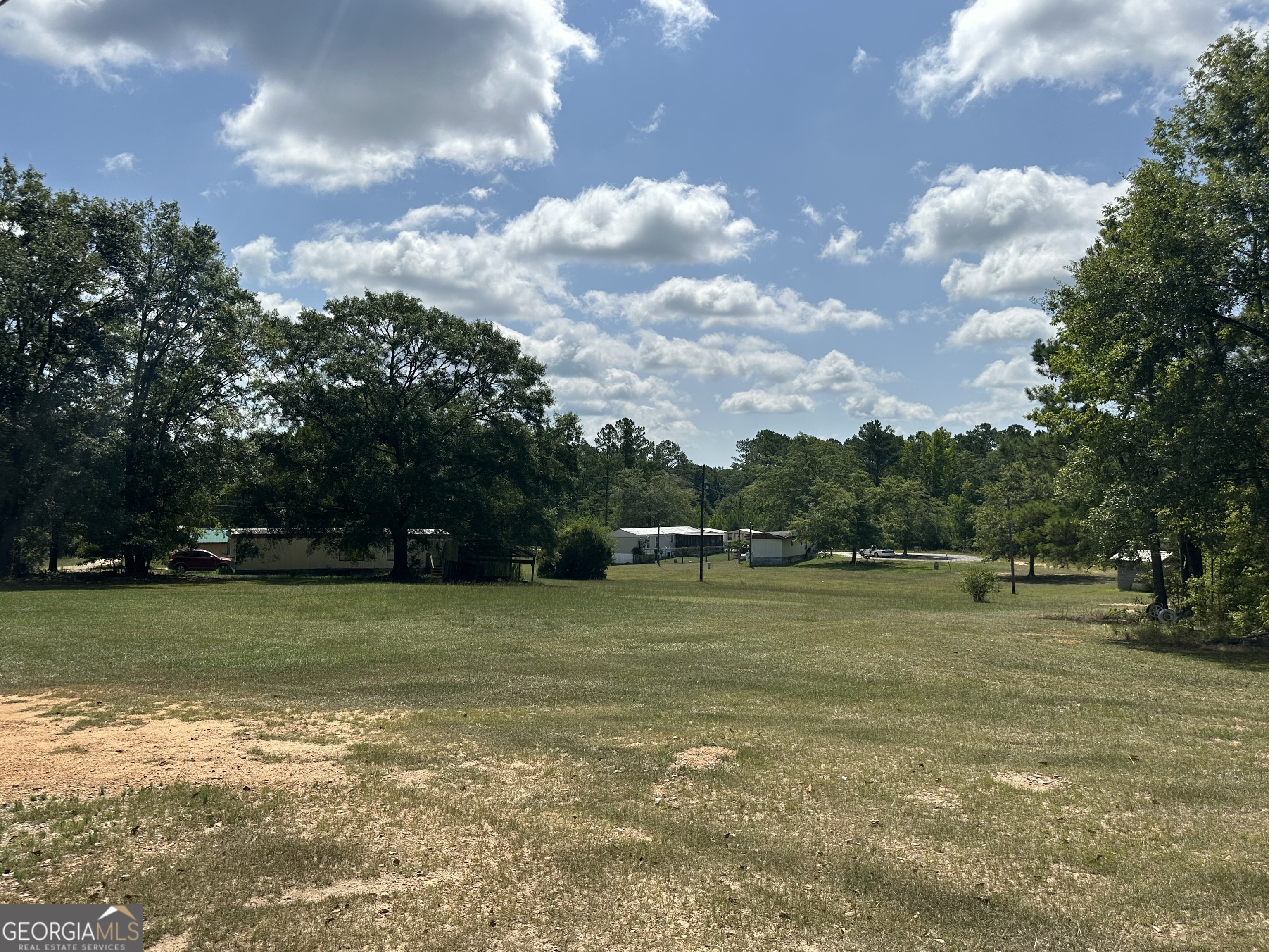 Photo 6 of 16 of 6100 White House PKWY mobile home