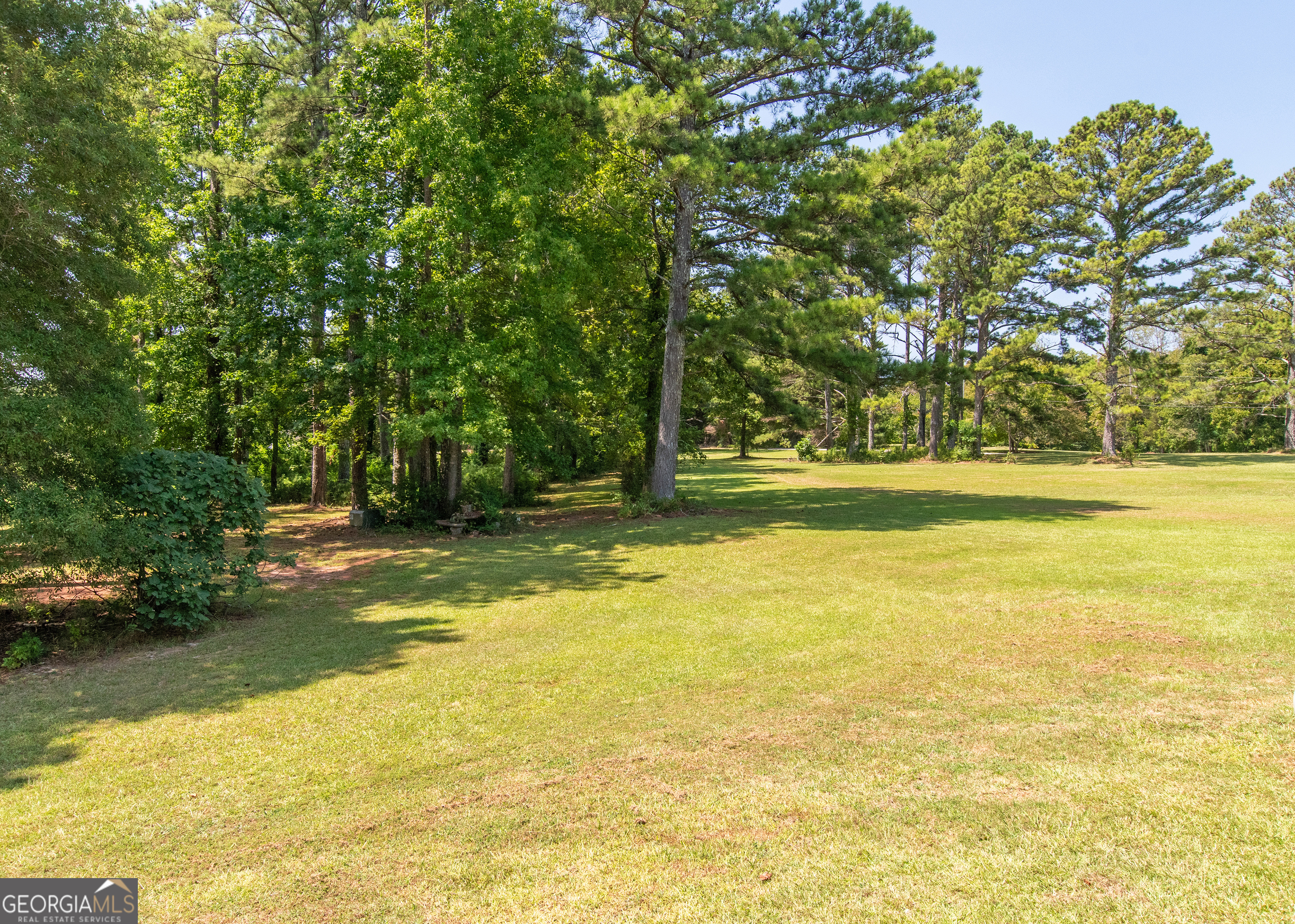 Photo 13 of 58 of 4010 Reidsboro RD house