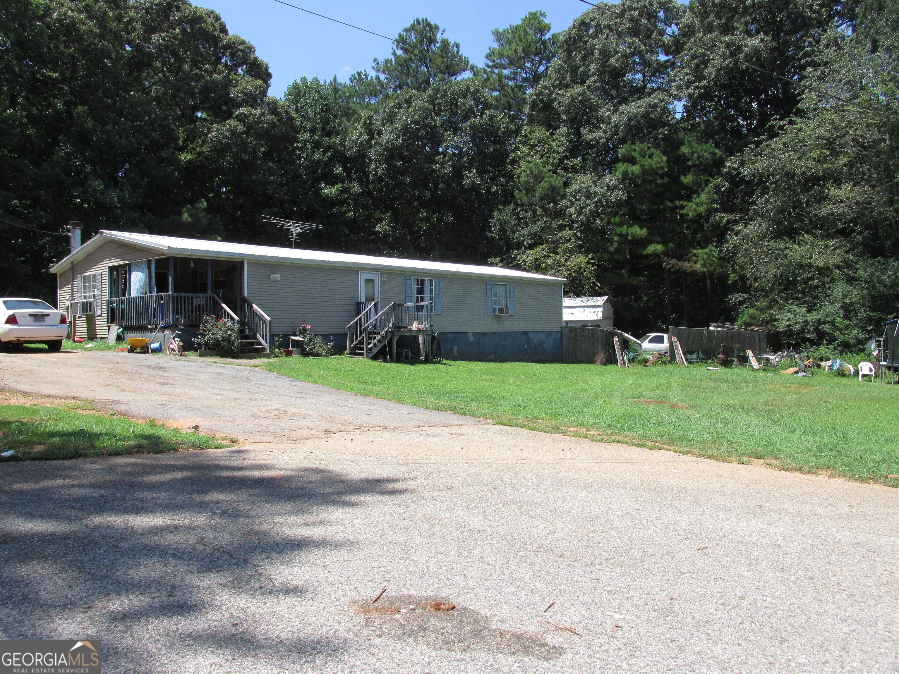 Photo 2 of 2 of 19 Parkview DR mobile home