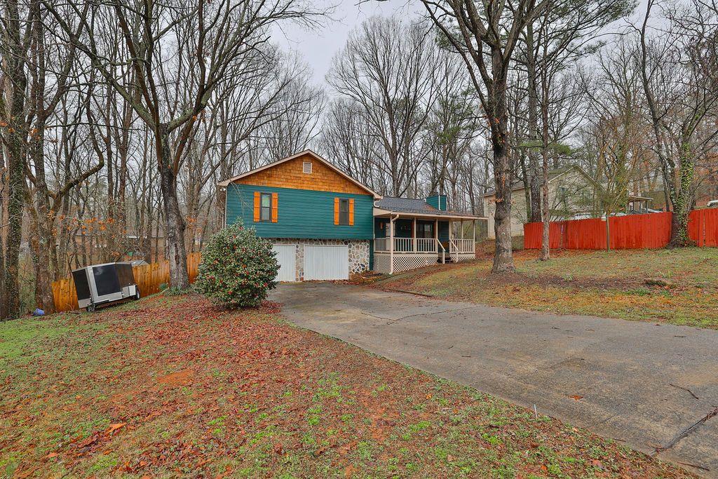 Photo 2 of 26 of 215 Little Brook Lane house