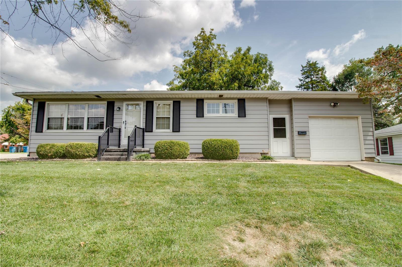 Photo 1 of 38 of 245 Alben Street house