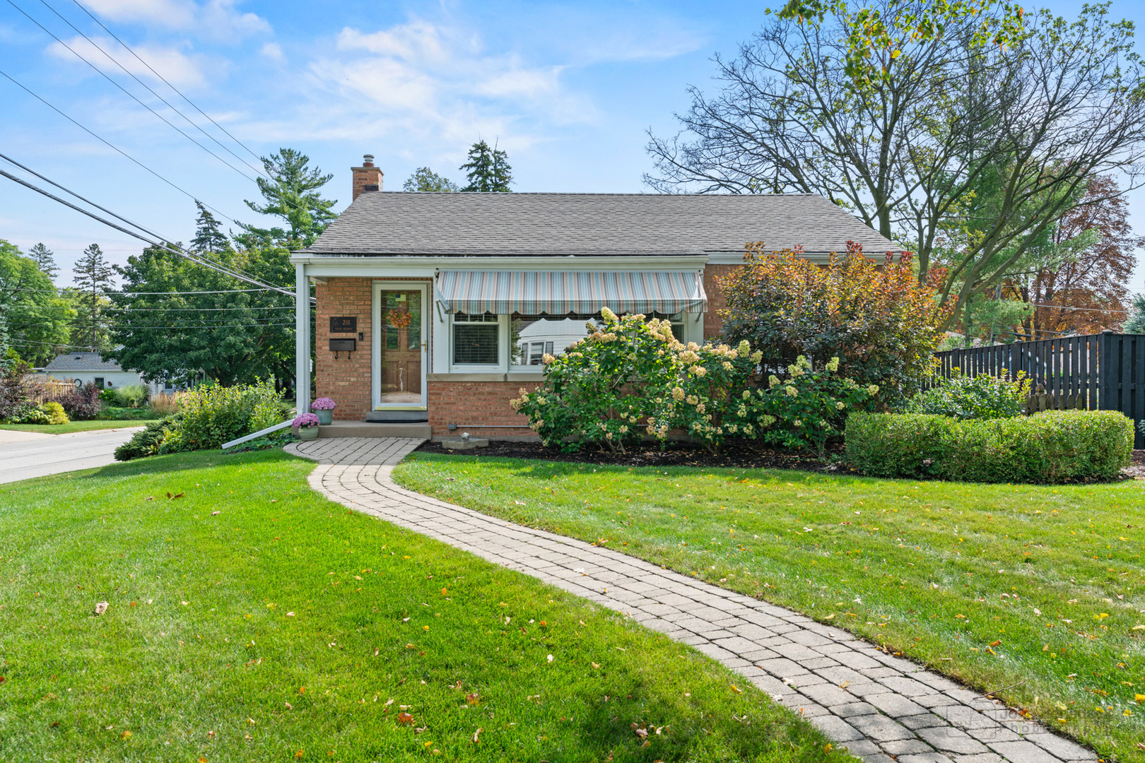 Photo 1 of 24 of 201 S Belmont Avenue house