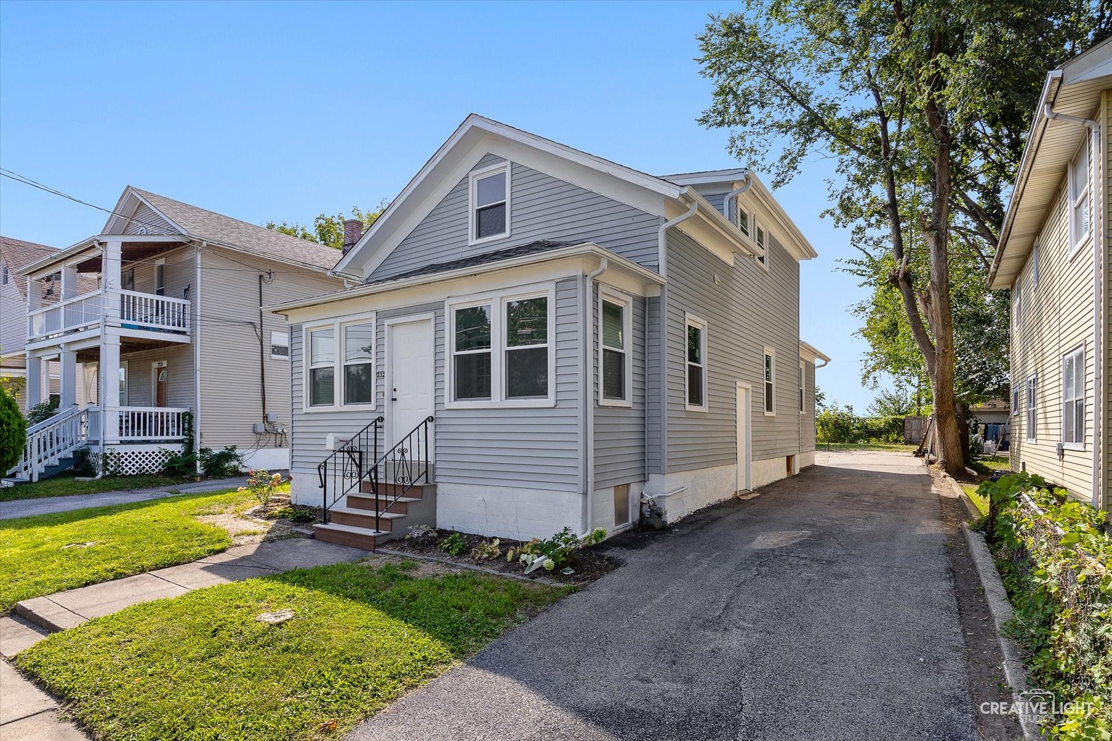 Photo 1 of 17 of 232 N 4th Street house