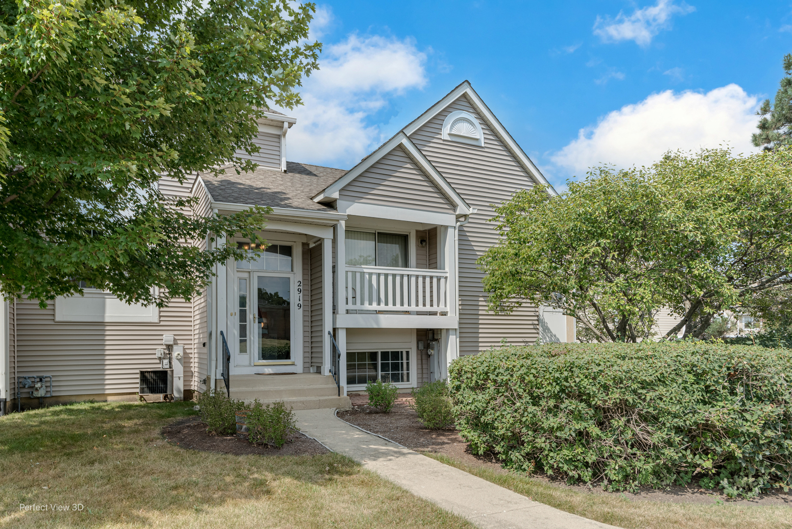 Photo 1 of 17 of 2919 Shelly Lane townhome