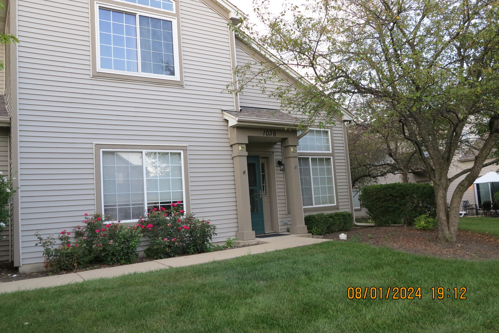 Photo 2 of 31 of 1036 Woodview Court townhome