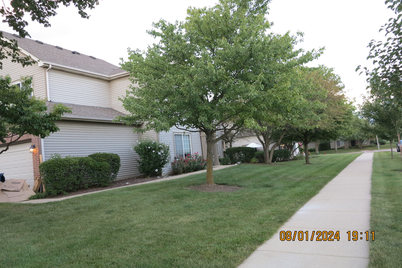 Photo 5 of 31 of 1036 Woodview Court townhome