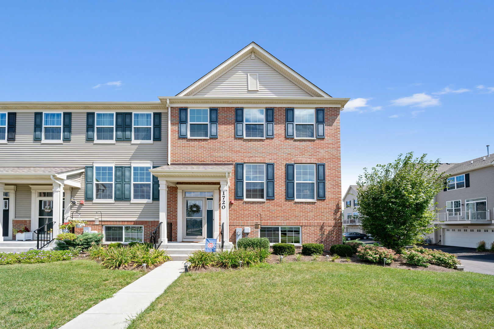 Photo 1 of 22 of 1720 Sager Way townhome