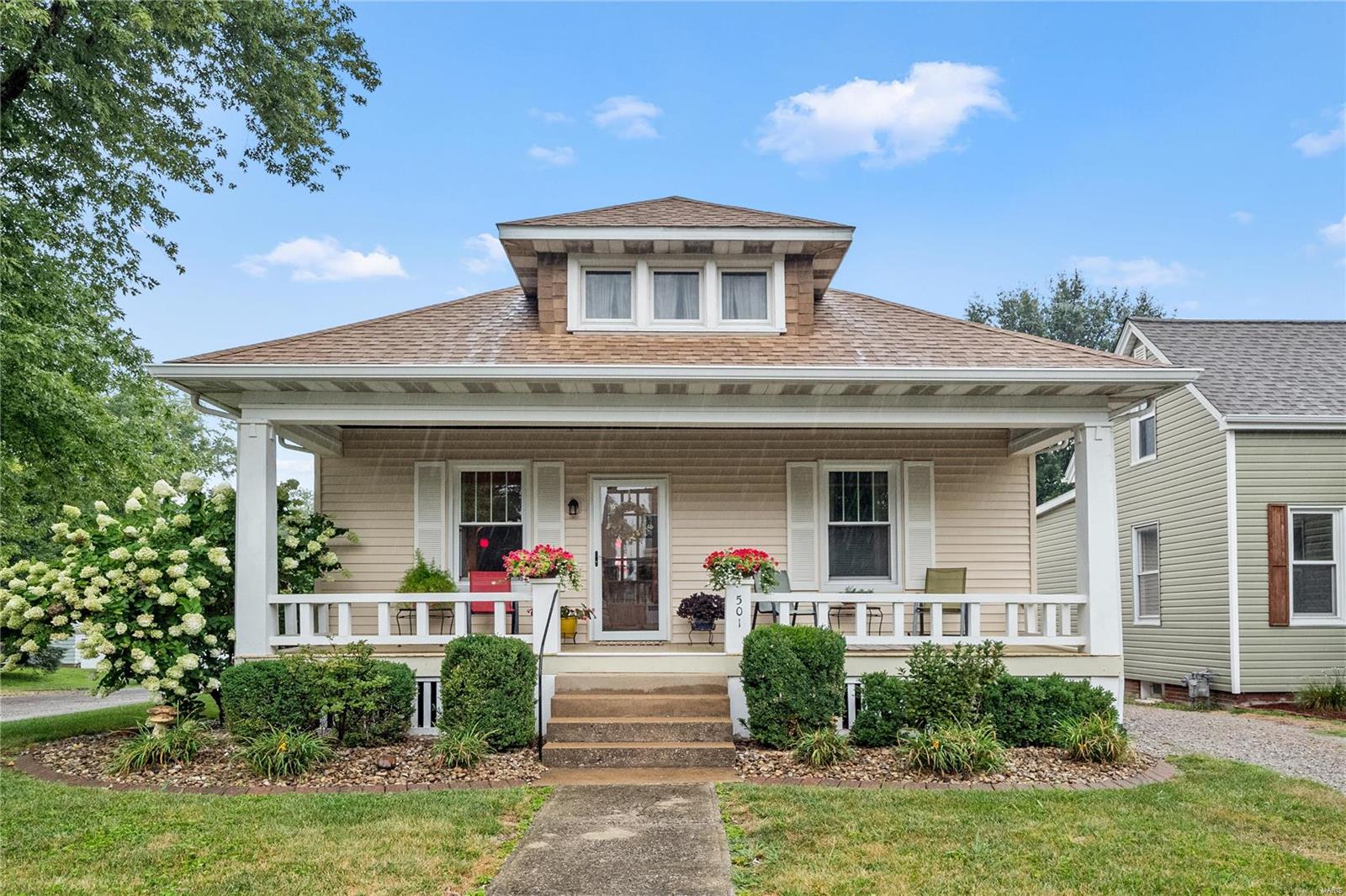 Photo 1 of 39 of 501 Wabash Avenue house