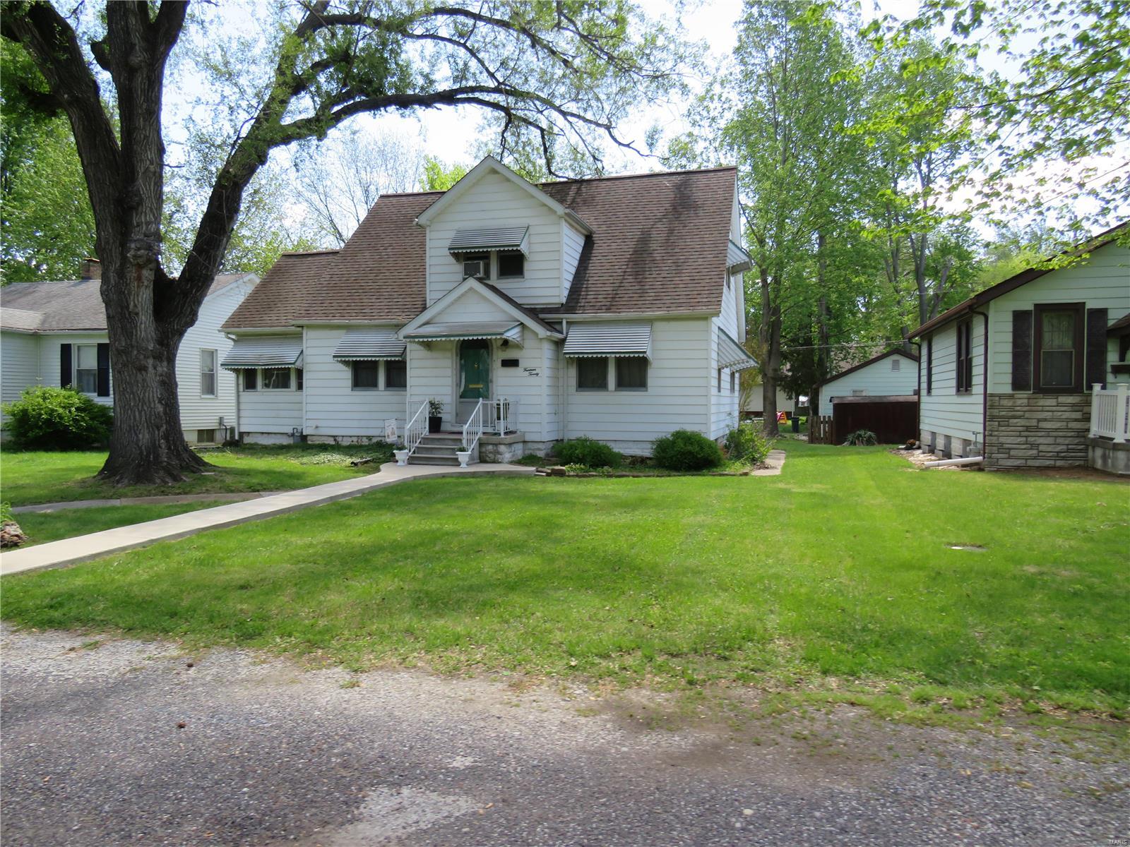 Photo 1 of 5 of 1420 Orchard Street house