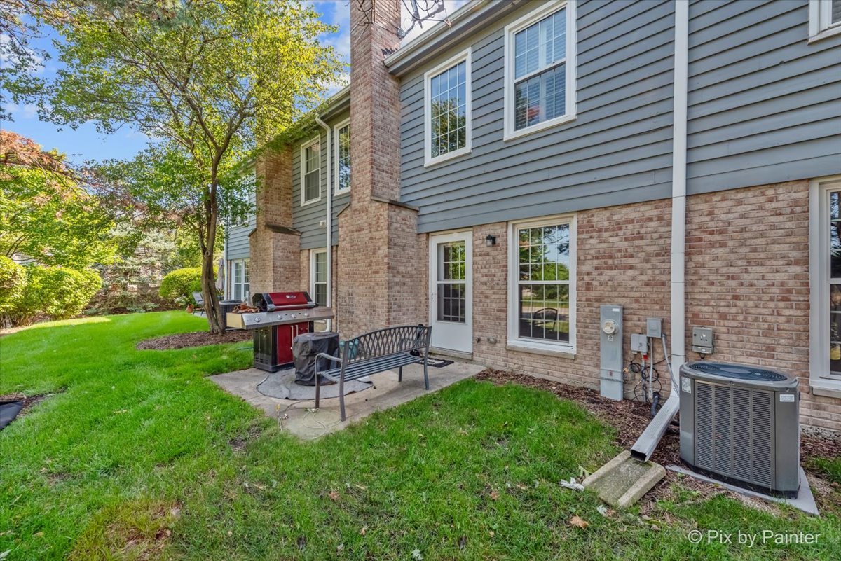 Photo 25 of 41 of 323 WENTWORTH Circle townhome