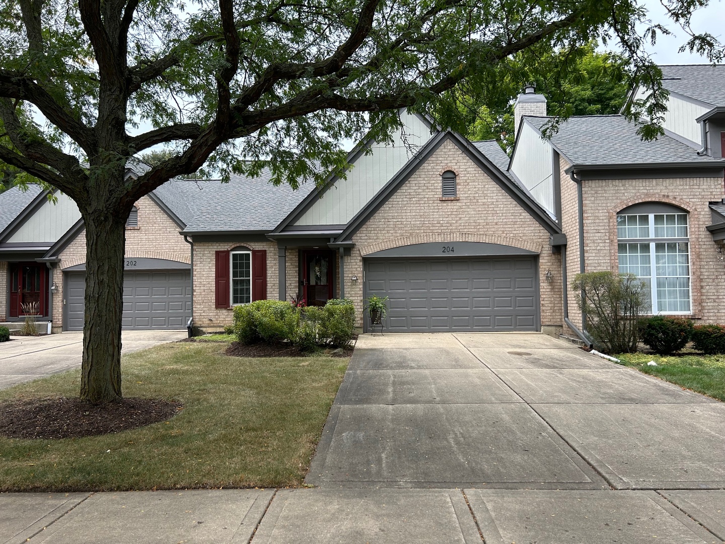 Photo 1 of 33 of 204 Lorraine Circle townhome