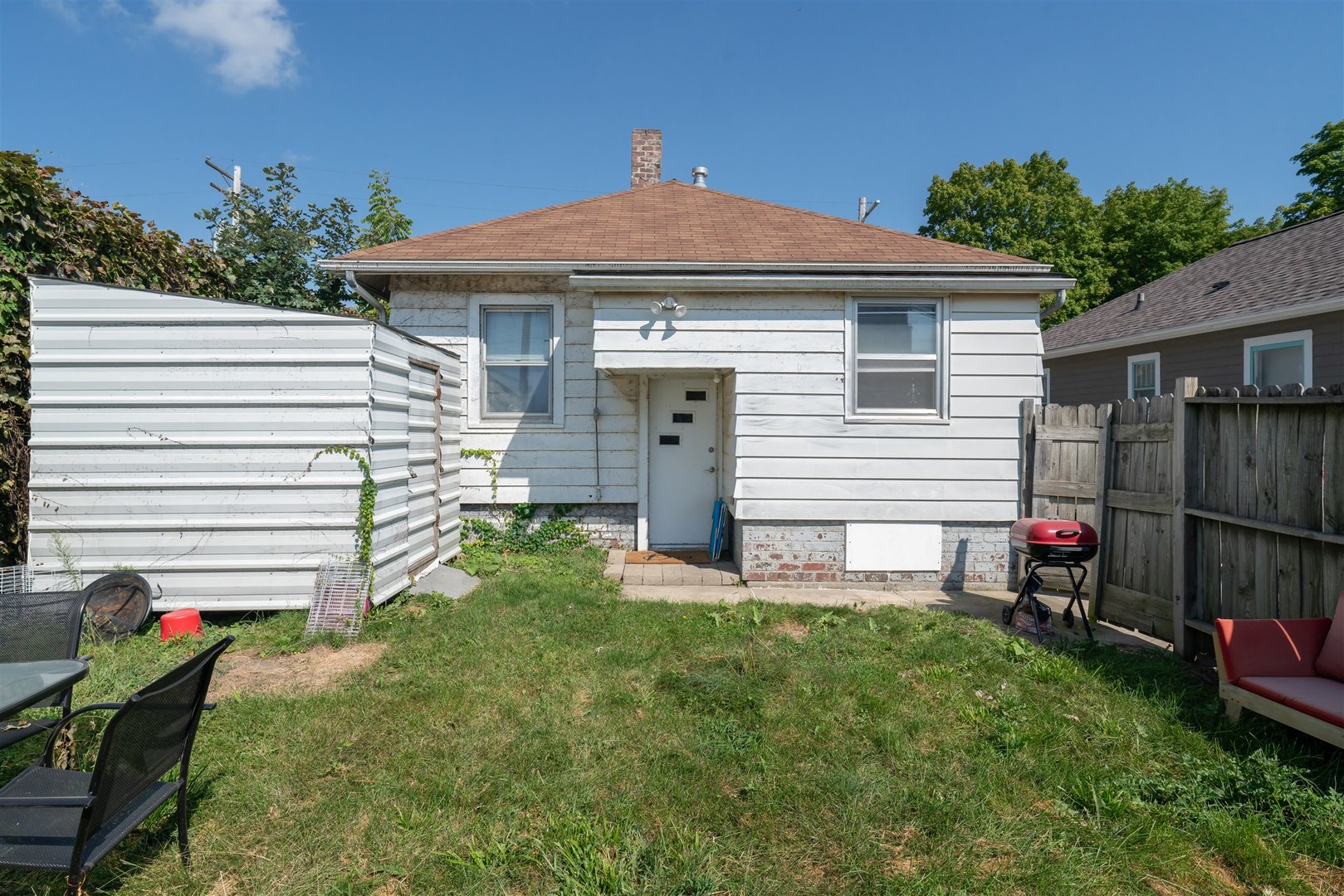 Photo 20 of 21 of 209 S McClun Street house