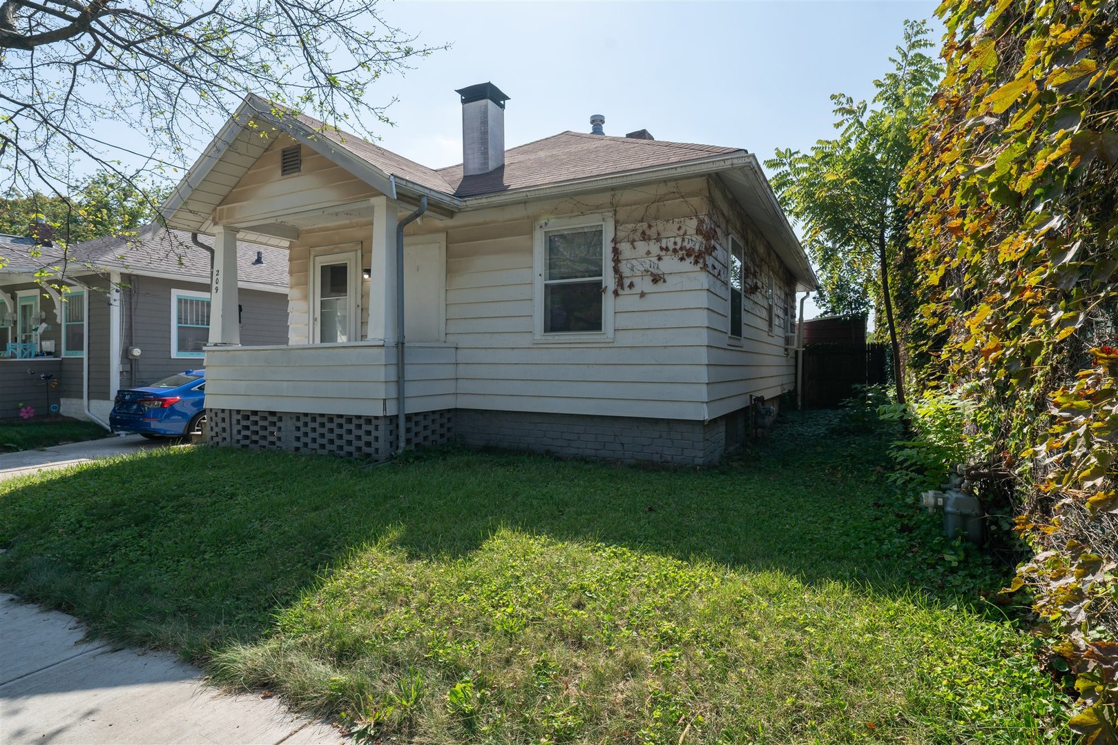 Photo 21 of 21 of 209 S McClun Street house