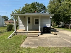 Photo 23 of 25 of 1312 S Oak Street house