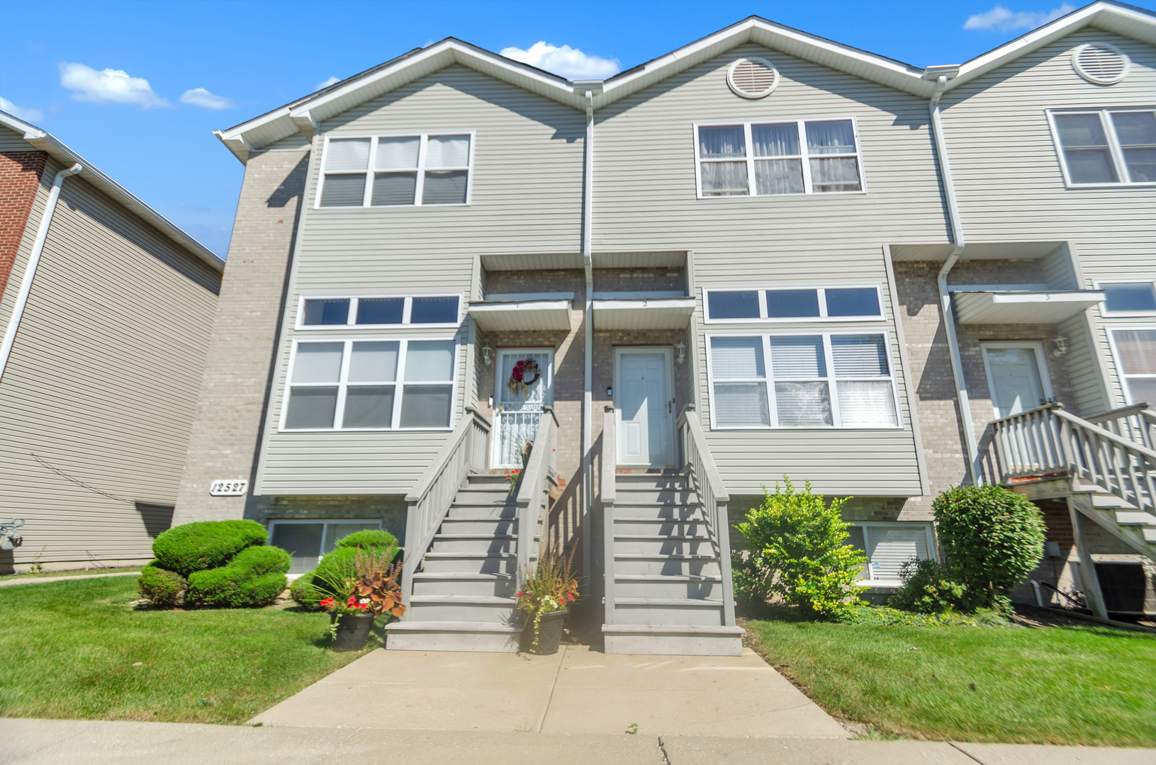 Photo 1 of 19 of 12527 Meadow Lane 2A townhome