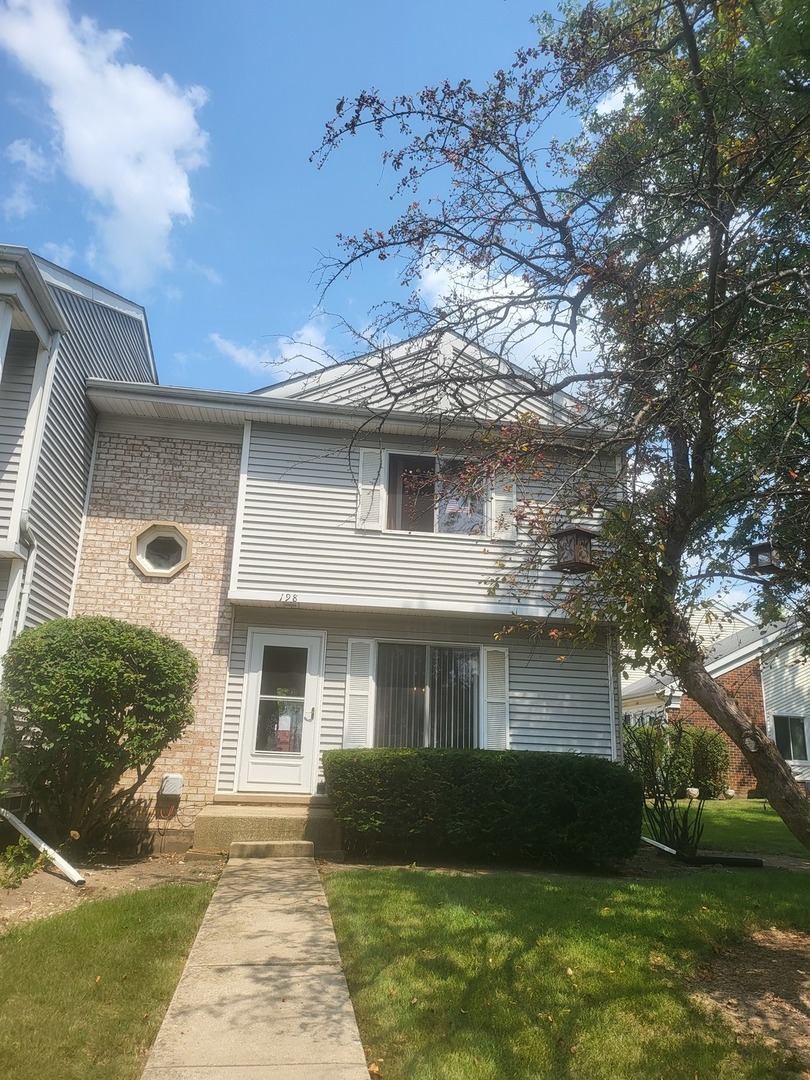 Photo 1 of 16 of 198 Beaconridge Drive townhome