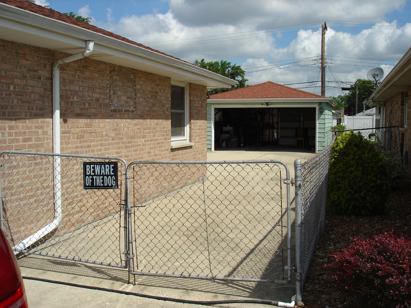 Photo 2 of 15 of 7824 W 74th Street house